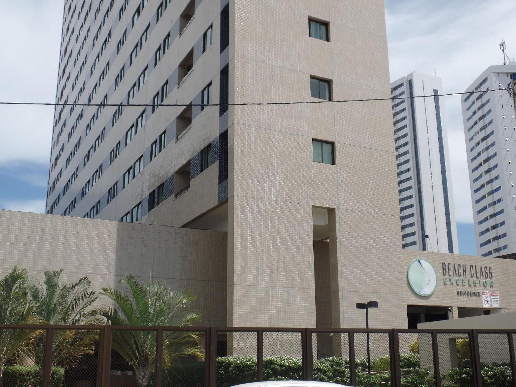 Flat Ao Lado Do Rio Mar No Edf Beach Class Excelsior Por Yolo Recife Exterior foto