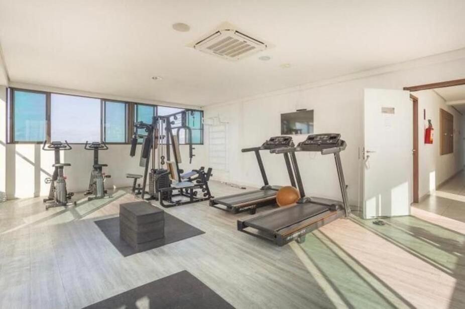 Flat Ao Lado Do Rio Mar No Edf Beach Class Excelsior Por Yolo Recife Exterior foto